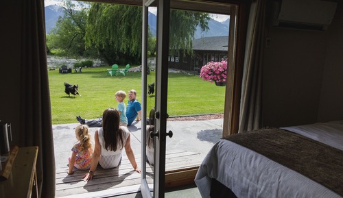 Suite, 1 King Bed, Patio, Mountain View (Non-Smoking)