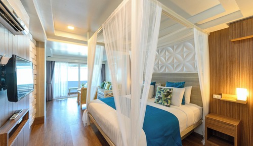 Superior Seaview With Balcony