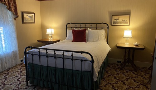 Deluxe Room, 1 Queen Bed (Eliot)