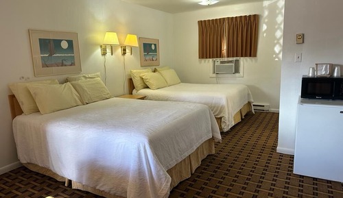 Double Room, 2 Queen Beds