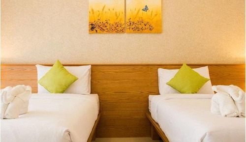 Standard Twin Room
