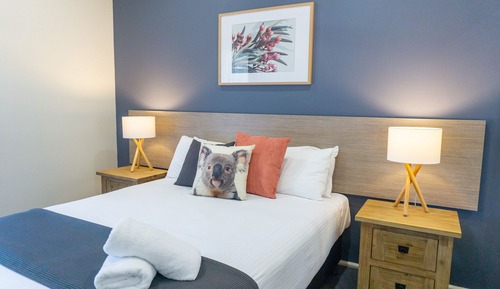 1 Bedroom Suite (with Bathtub)
