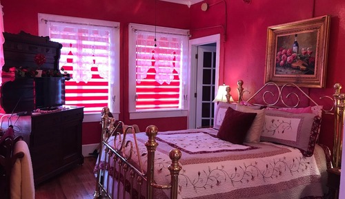 Ruby Suite, 1 King Bed (Second floor) 