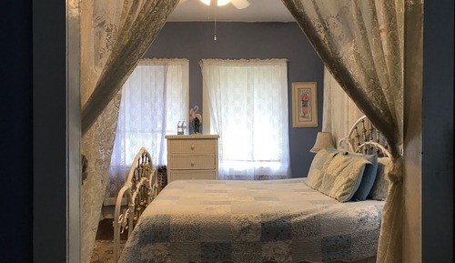 Opal Suite - 1 King Bed, 1 Twin Day Bed and 1 Twin Trundle Bed