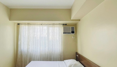 Basic Studio, 1 Queen Bed with Sofa bed, Non Smoking, Kitchenette