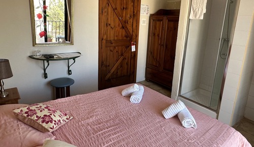 Economy Double or Twin Room
