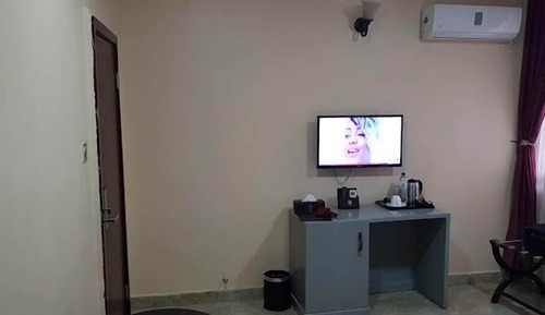 Deluxe Room, Balcony, Lake View
