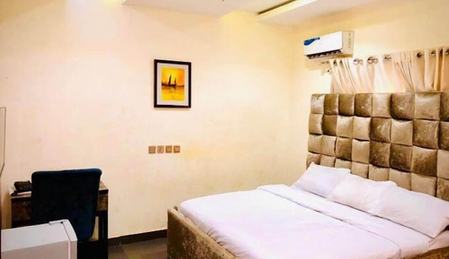 Economy Room, Balcony, City View