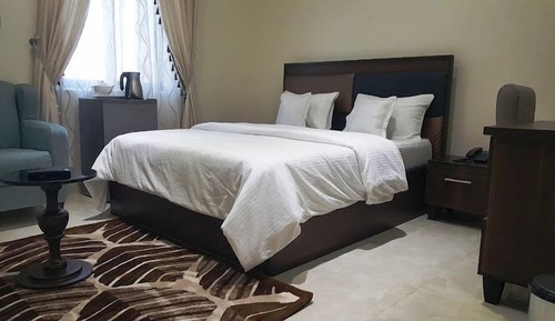 Deluxe Room, Balcony, City View