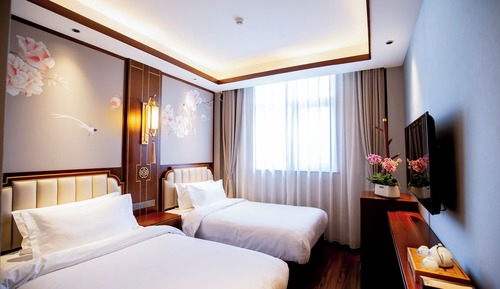 Classic Double Room, City View