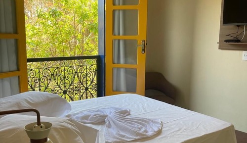 Basic Double Room, Garden View