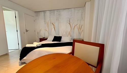 Economy Suite