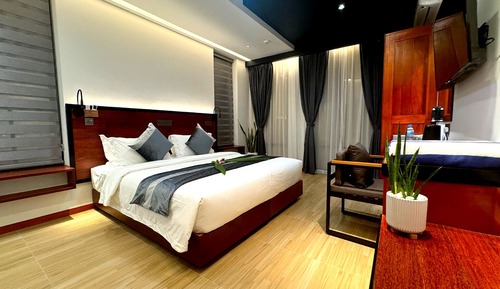 Deluxe Double or Twin Room, Balcony, City View