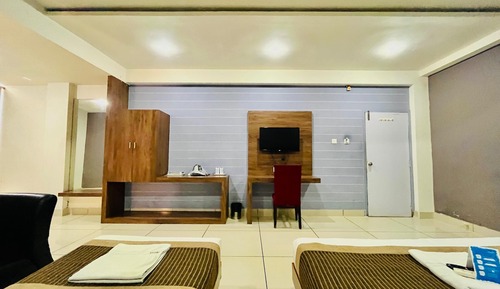 Superior Triple Room