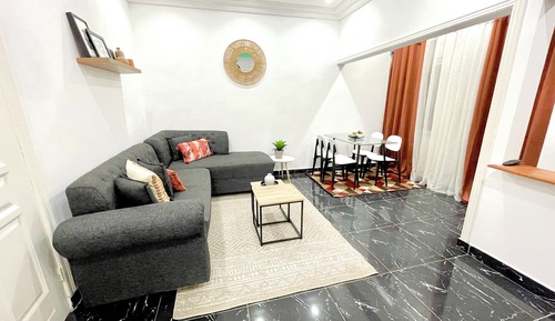 Deluxe Apartment