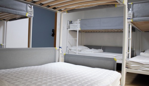 Bed in 8-Bed Female Dormitory Room (non-Korean nationals only)