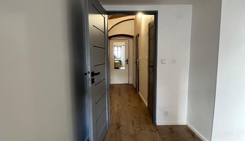 Deluxe Apartment, Courtyard View