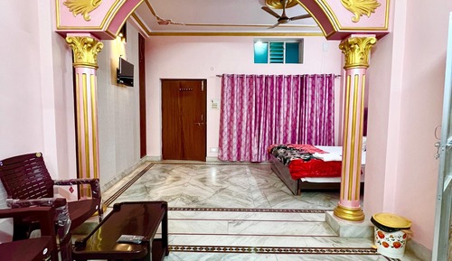 Royal Room