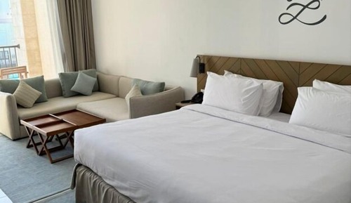 Premier Room Lagoon View
