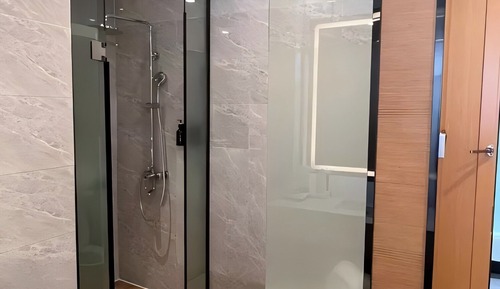 Exclusive Single Room, City View