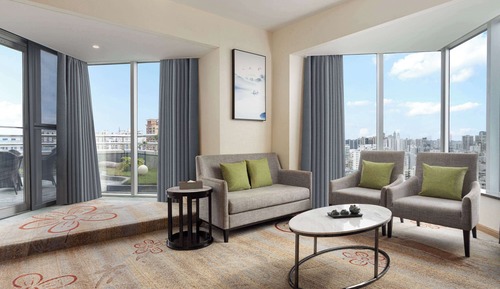Deluxe Suite, 1 King Bed, Non Smoking