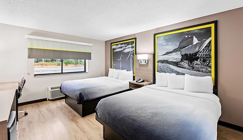 Room, 2 Queen Beds, Non Smoking