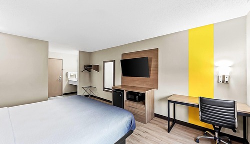 Room, 1 King Bed, Non Smoking