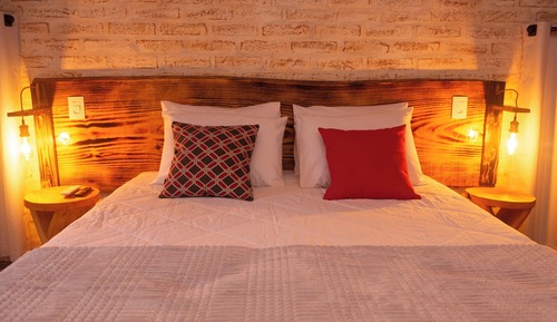 Chalé V com hidromassagem e vista para as montanhas