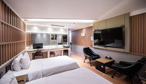 Deluxe Twin Room