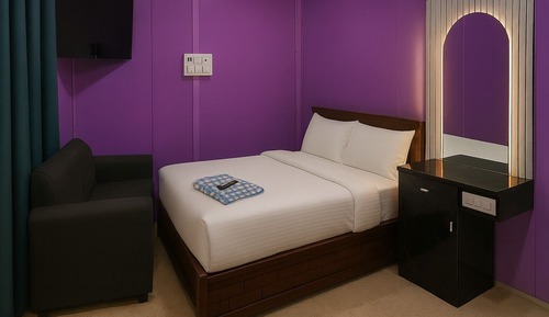 Honeymoon Room