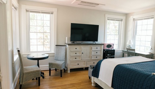Deluxe Double Room, Garden View