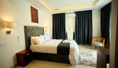 Grand Suite, Pool View