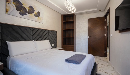 Deluxe Apartment, Balcony, City View