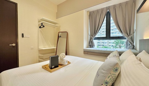 Design Apartment, 3 Bedrooms, Balcony, Sea View