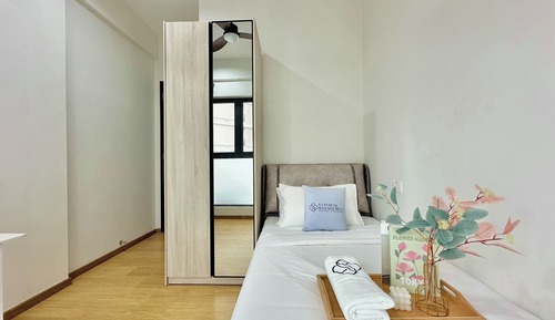 Comfort Apartment, 3 Bedrooms, Balcony, Sea View