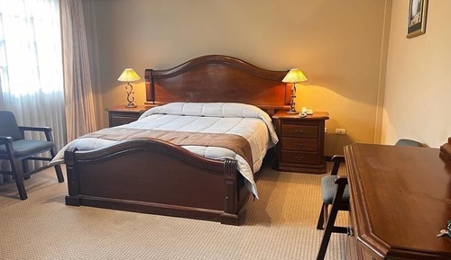 Classic Room, City View