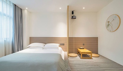 Luxury Double Room, City View