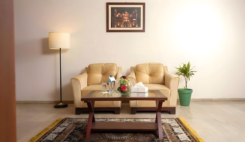 Executive Suite, City View