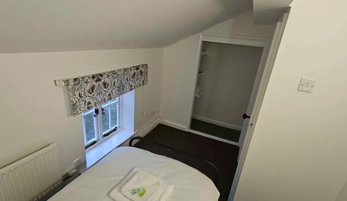Standard Cottage