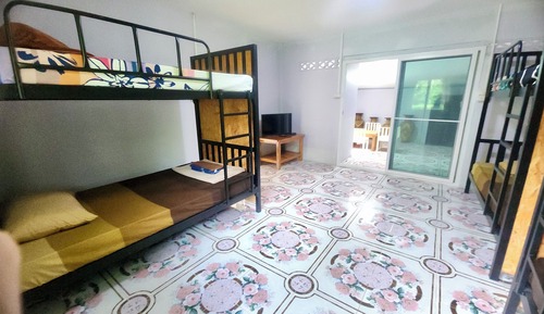 House, Multiple Beds, Balcony, Garden View