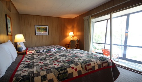 Studio, Multiple Beds, Patio, Lake View