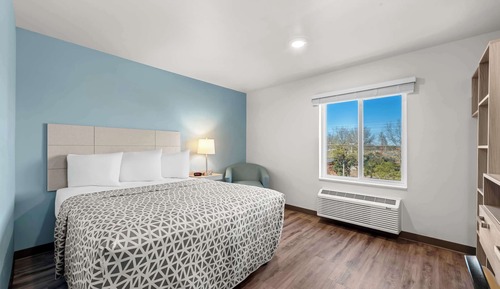Suite, 1 Queen Bed, Non Smoking