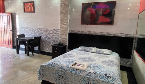 Deluxe Room, Courtyard View