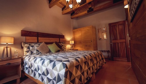 Honeymoon Cabin