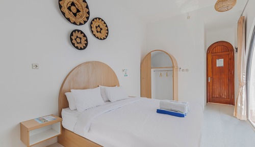 Basic Villa, Pool View