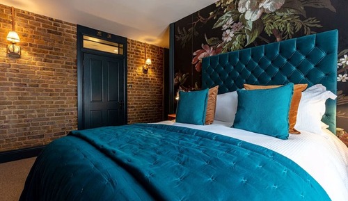 Standard Double Room, City View