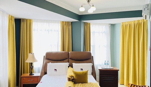 Executive Room