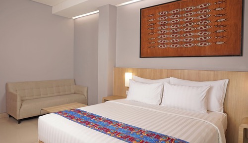 Superior Room, 2 Twin Beds, Smoking (Shower Only)