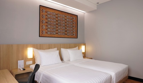 Superior Room, 2 Twin Beds, Non Smoking (Shower Only)