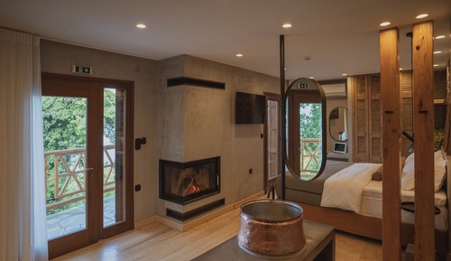 Junior Studio Suite